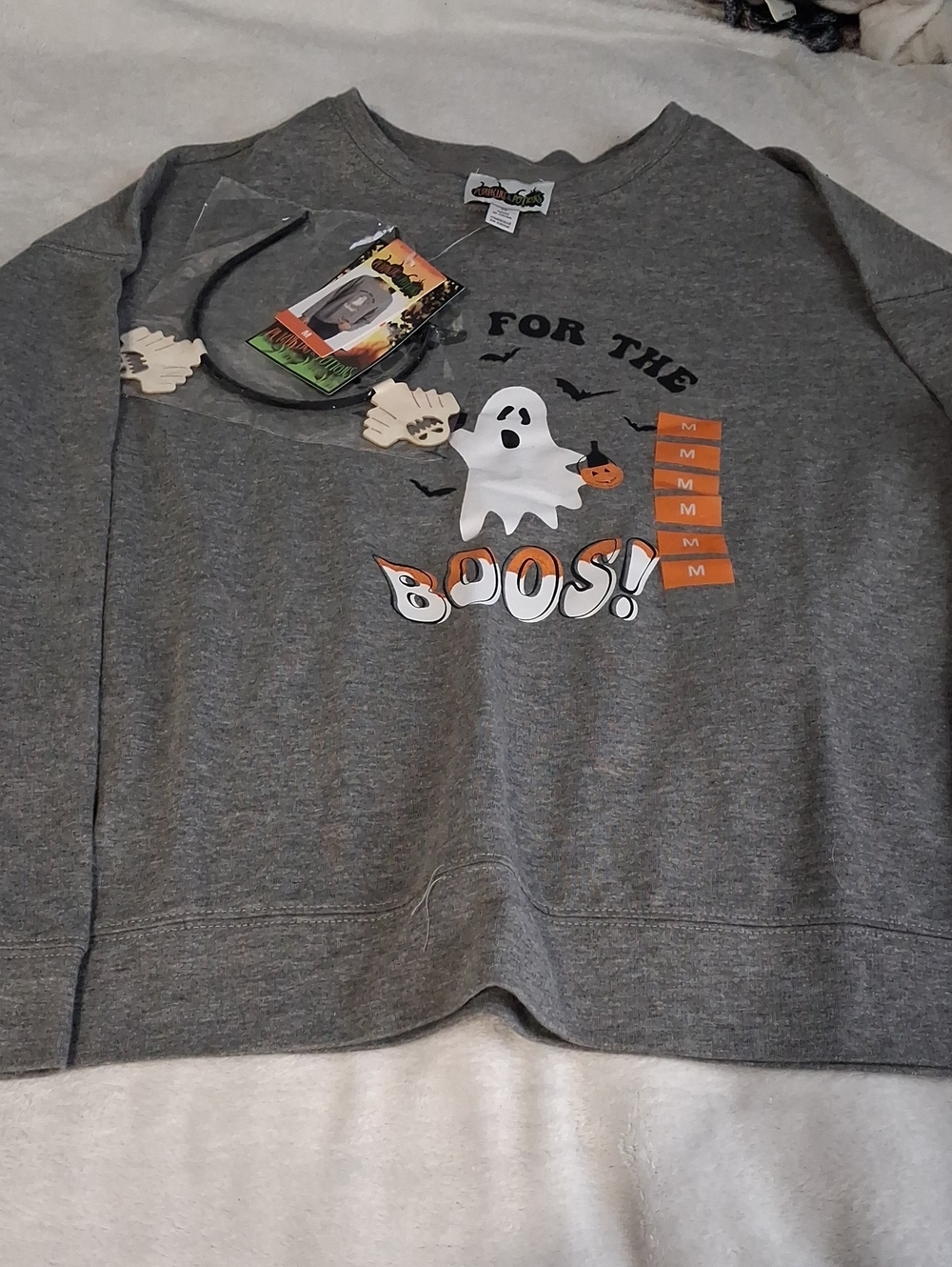 Kids Grey Halloween Ghost 'Boos!' Sweatshirt - M